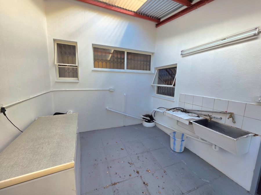 4 Bedroom Property for Sale in Reitz Free State